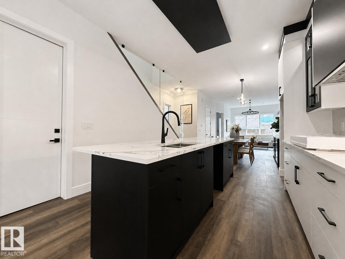 11230 125 ST NW - 14