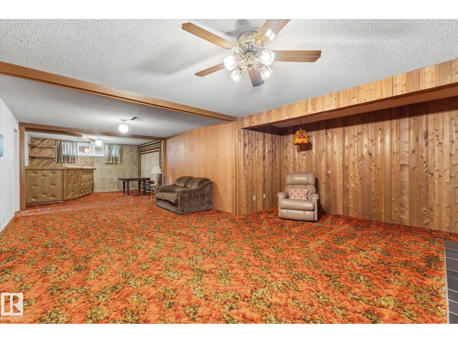 8727 73 ST NW - 28