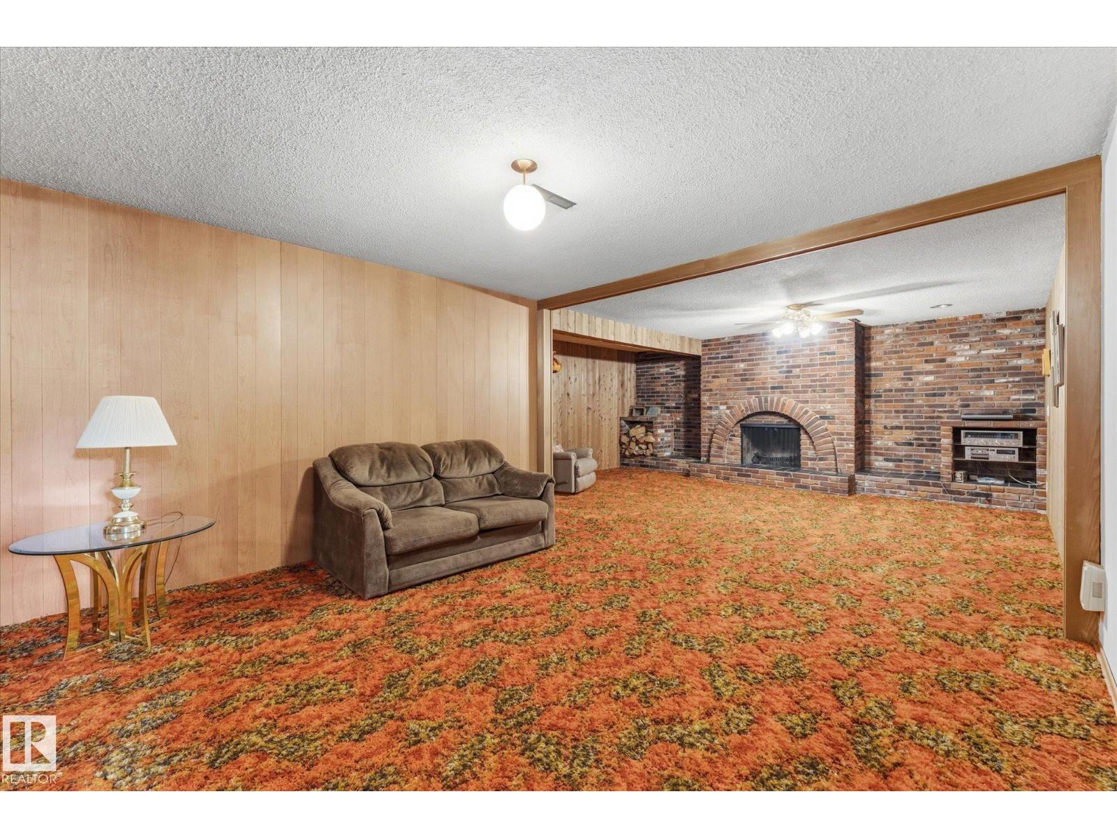 8727 73 ST NW - Image 27