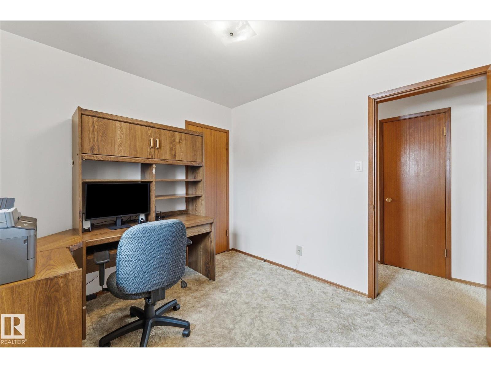 8727 73 ST NW - Image 25