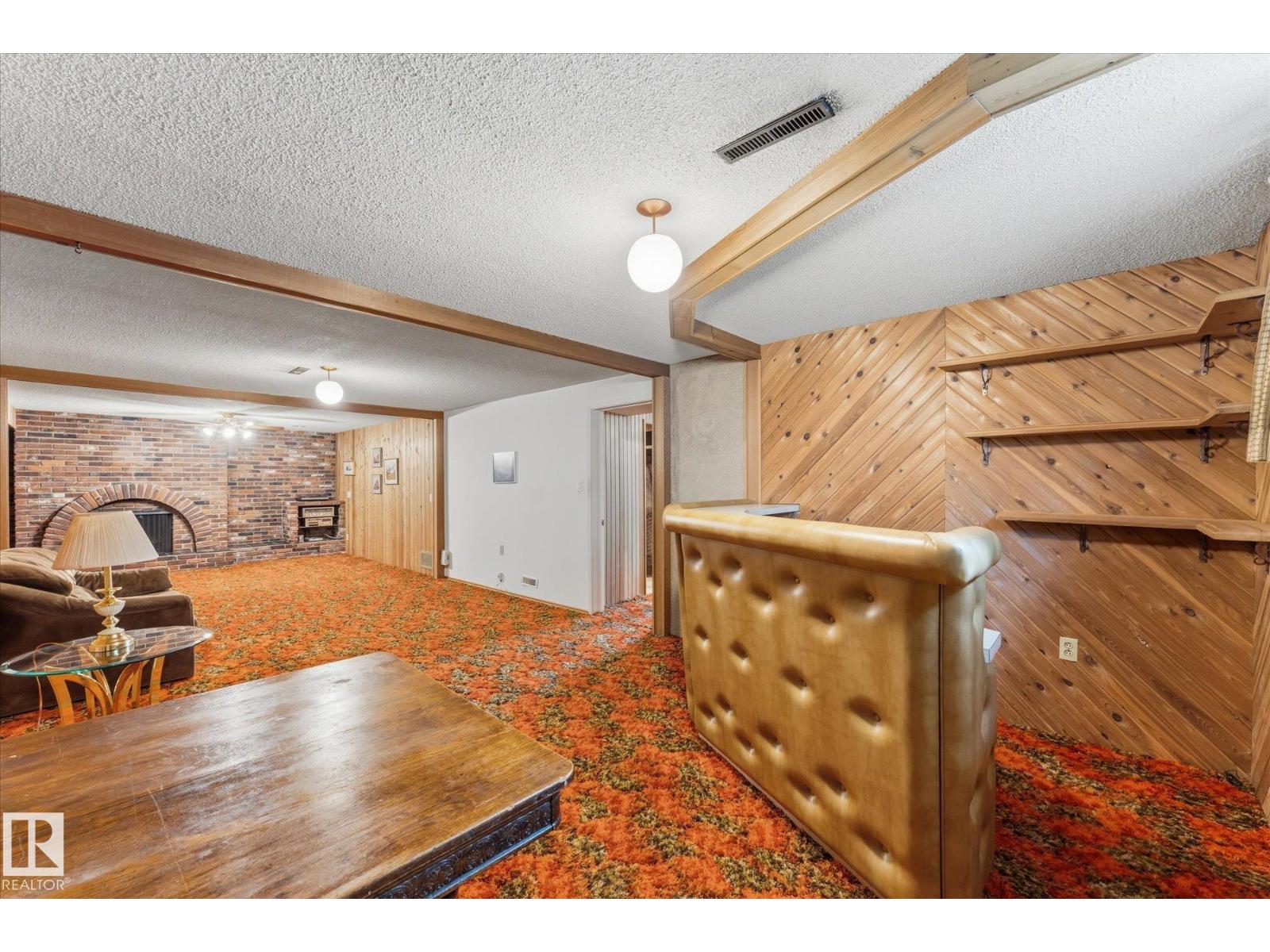 8727 73 ST NW - 30