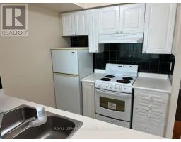 1113 - 18 Lee Centre Drive, Toronto, ON M1H3H5 Photo 8
