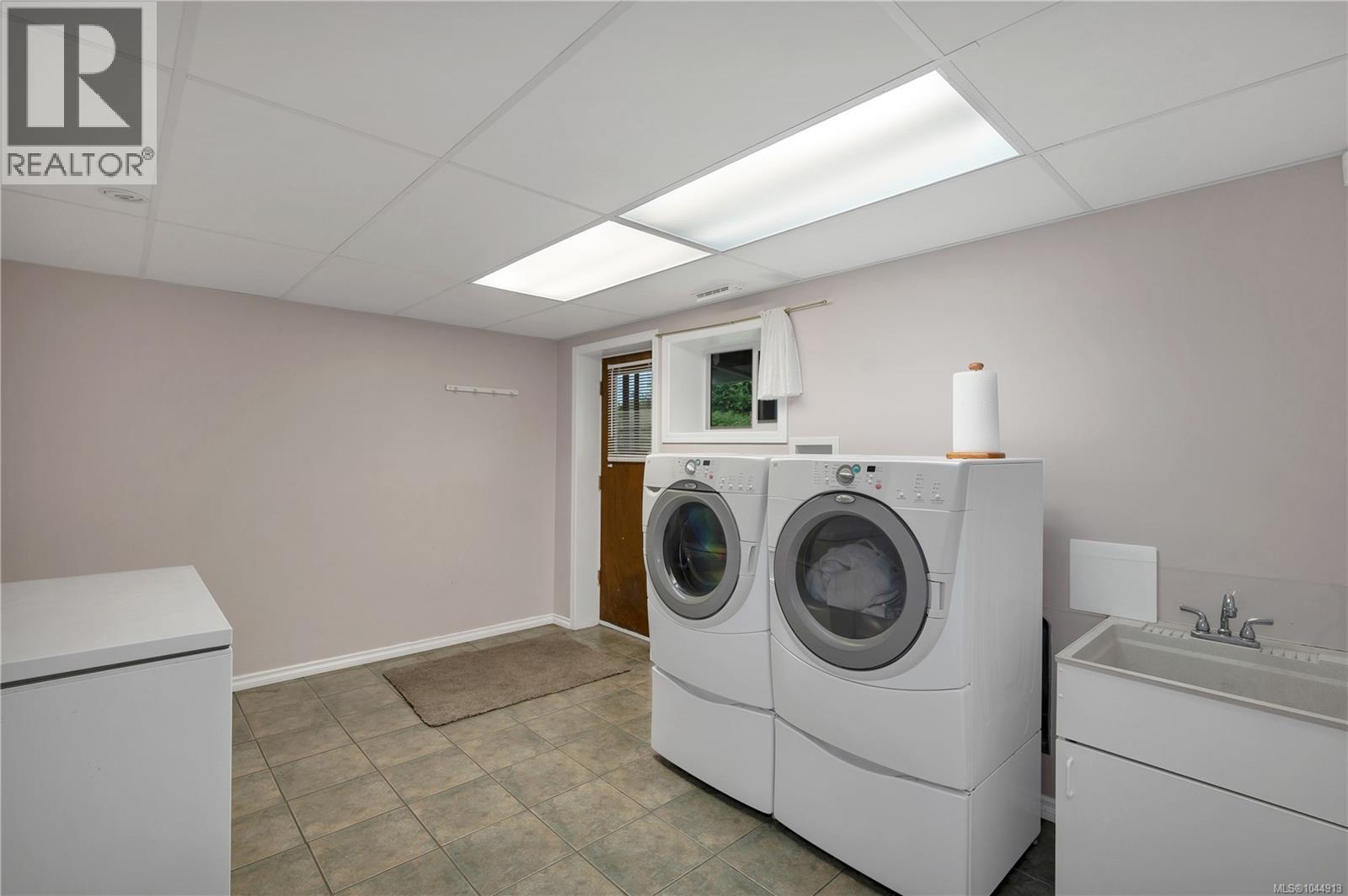 783 Galerno Rd - 33