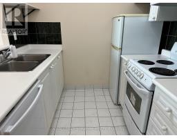 1113 - 18 Lee Centre Drive, Toronto, ON M1H3H5 Photo 6