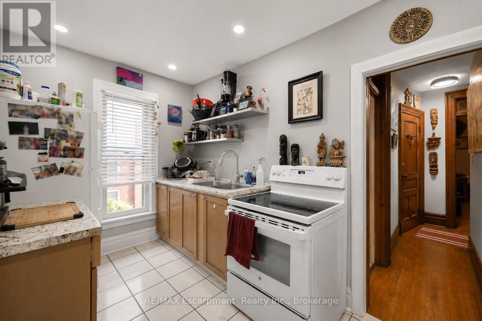 458 WOOLWICH STREET - Image 21