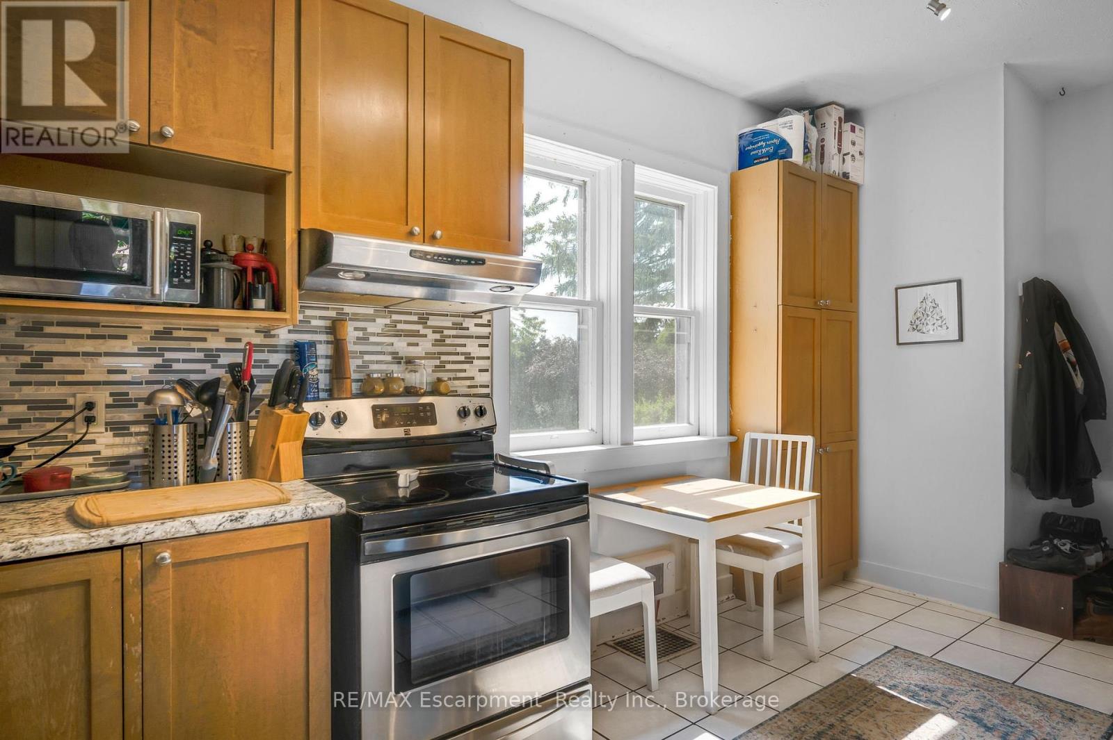 458 WOOLWICH STREET - Image 15