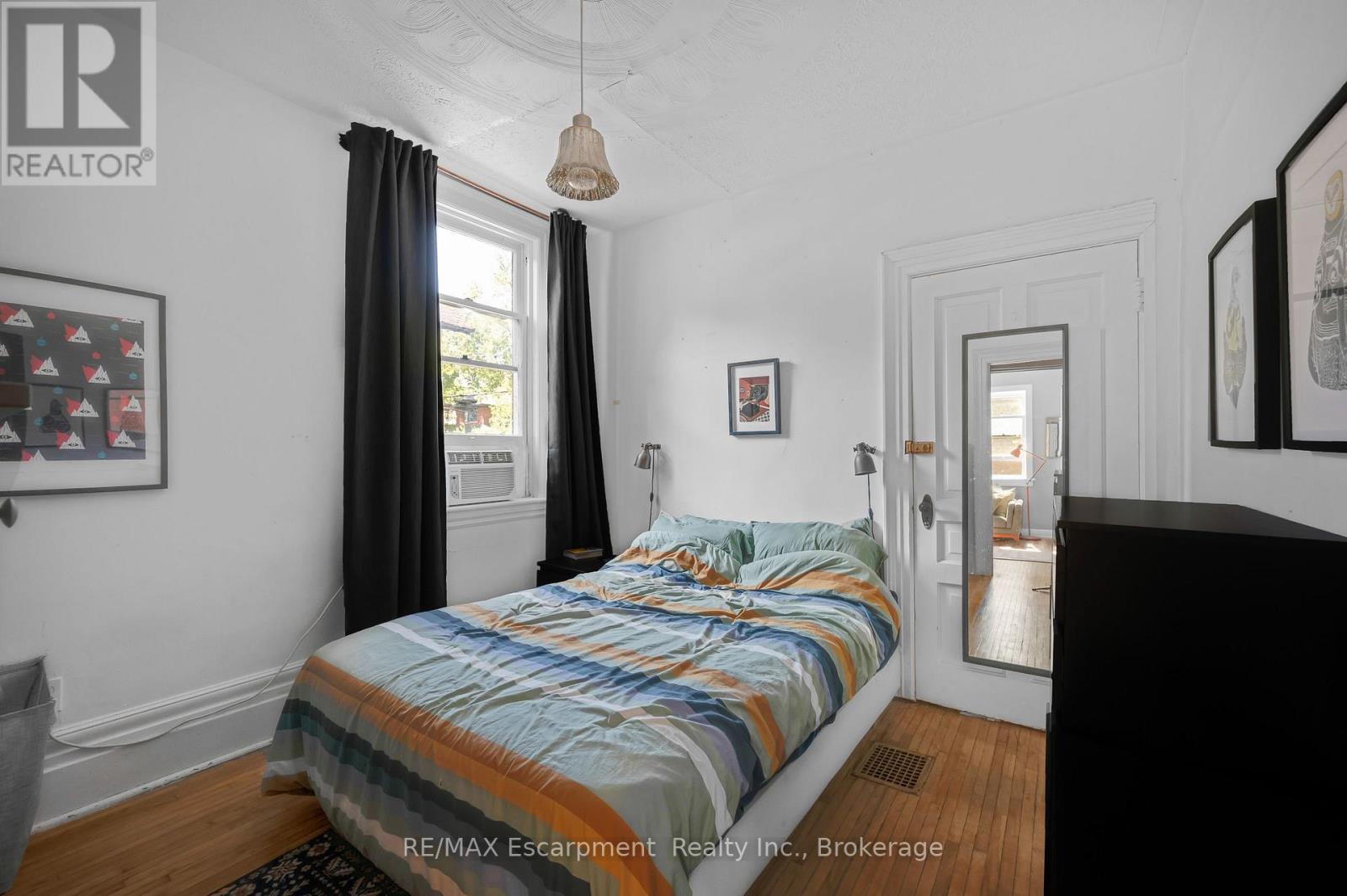 458 WOOLWICH STREET - Image 18