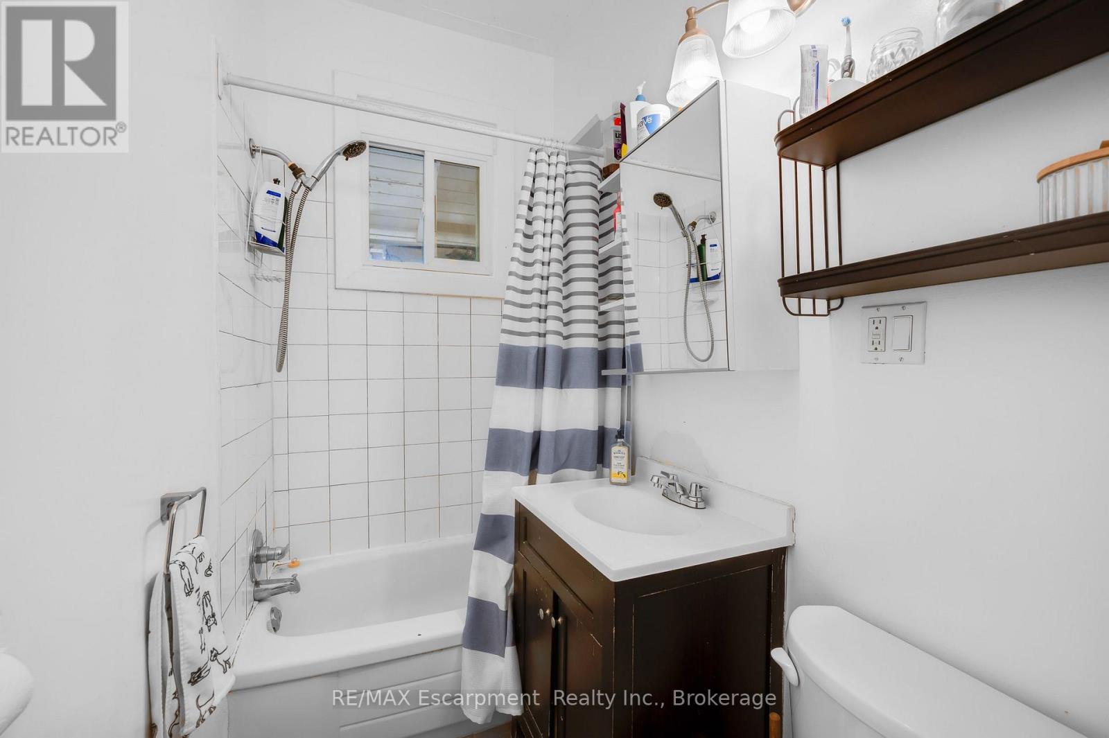 458 WOOLWICH STREET - Image 12