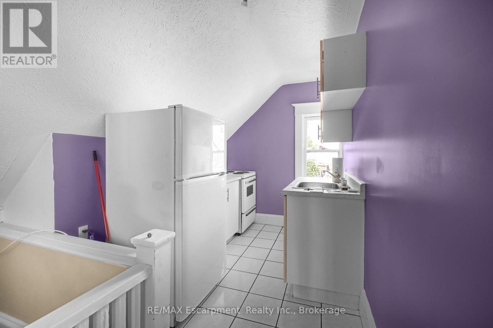 458 WOOLWICH STREET - Image 30