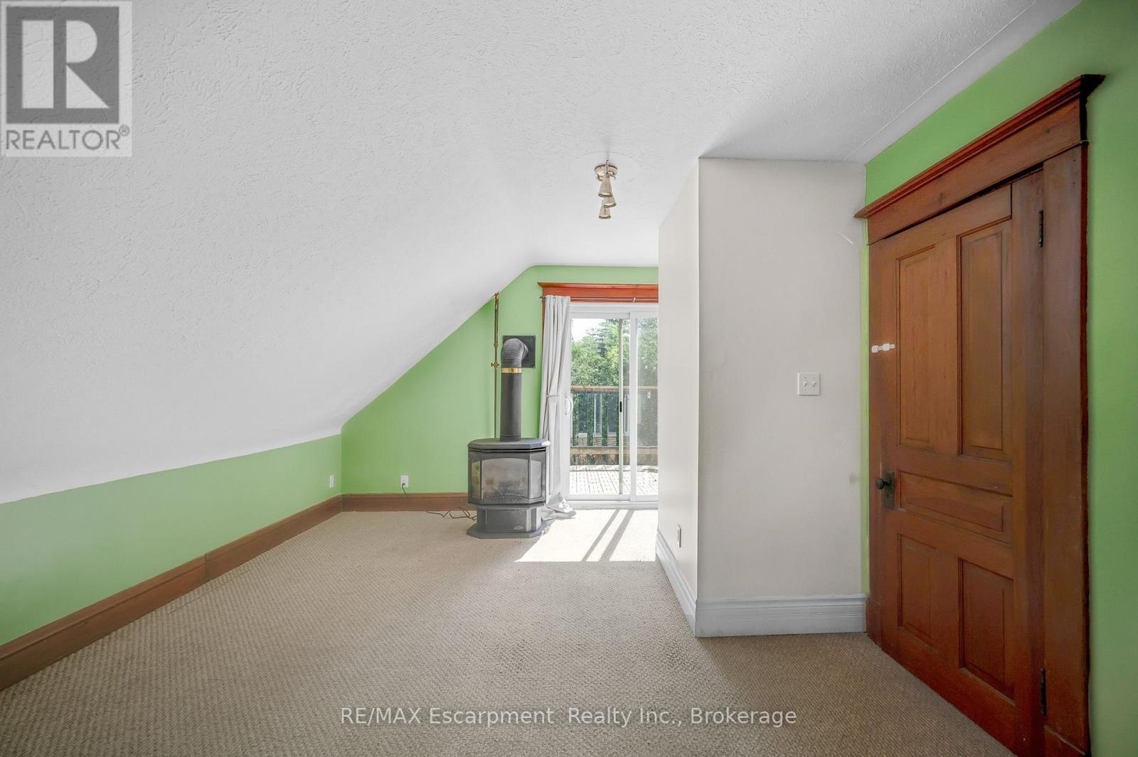458 WOOLWICH STREET - Image 33