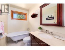 491 Balmy Beach Road, Georgian Bluffs, ON N4K5N4 Photo 26