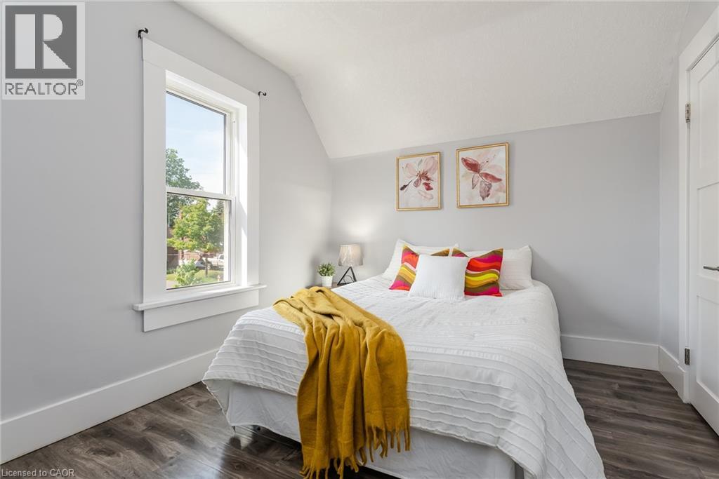 40 WOODLAND Avenue - 34
