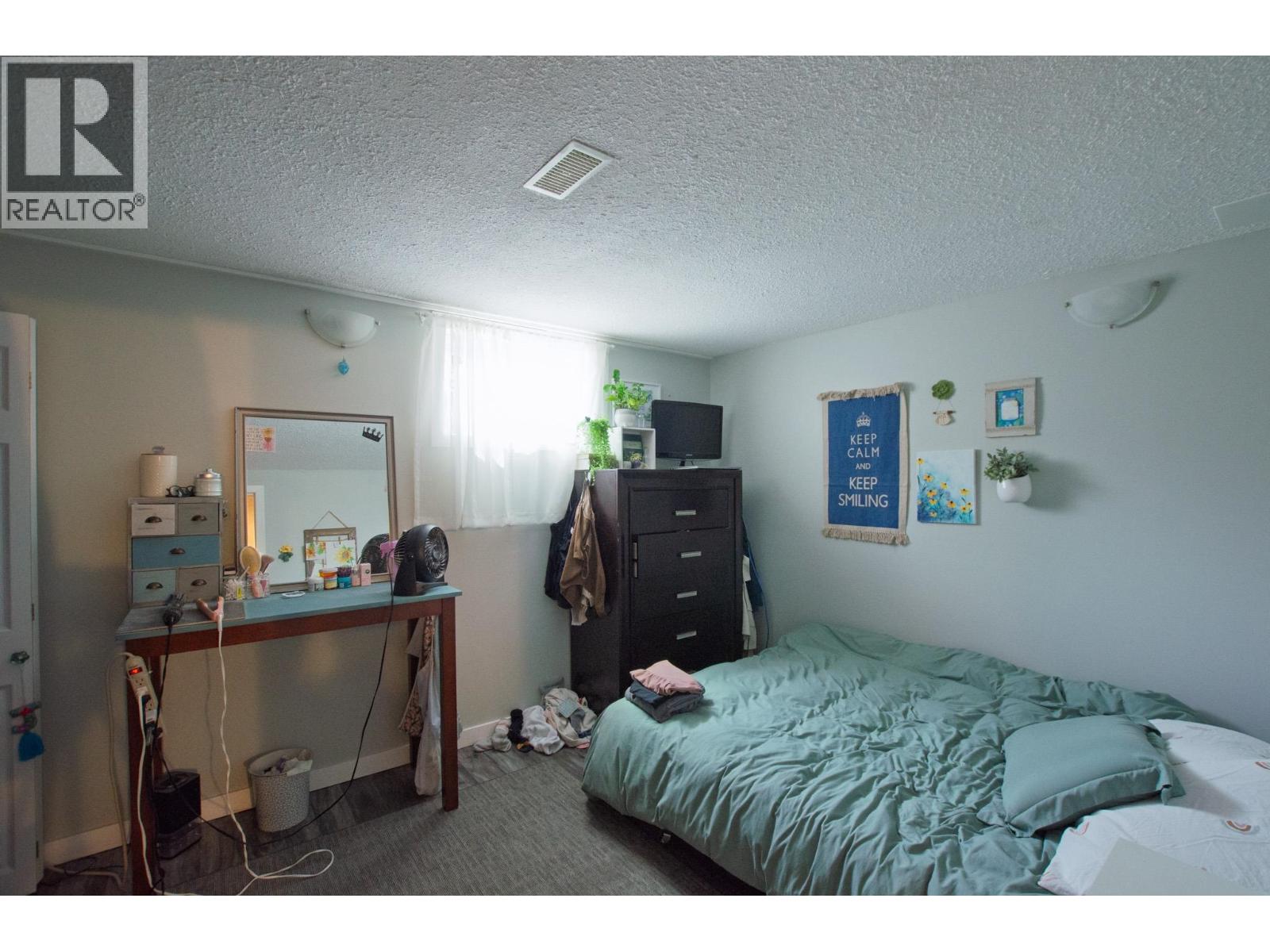 2775 HAMMOND AVENUE - 22