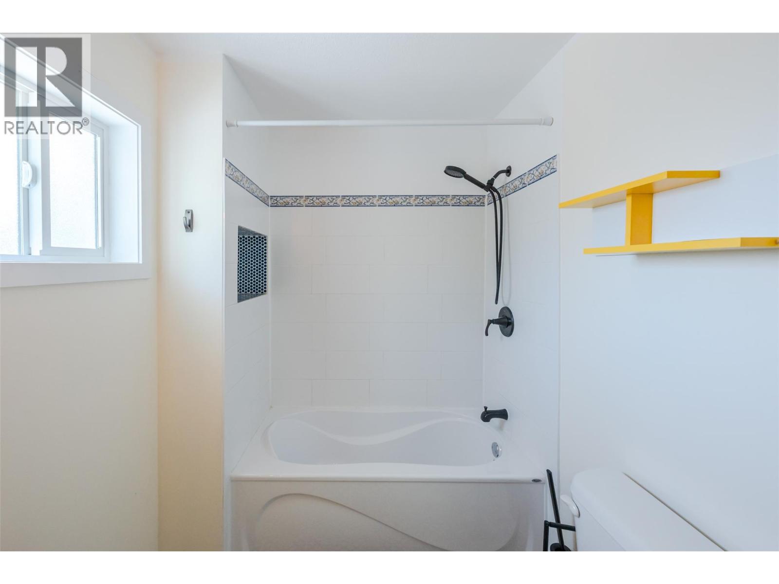 3004 South Main Street Unit# 109, Penticton