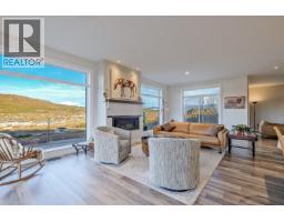 3pc Ensuite bath - 2241 Rojem Road, Kelowna, BC V1V2G3 Photo 16