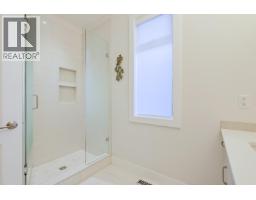 2241 Rojem Road, Kelowna, BC V1V2G3 Photo 25
