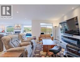 2pc Bathroom - 2241 Rojem Road, Kelowna, BC V1V2G3 Photo 7