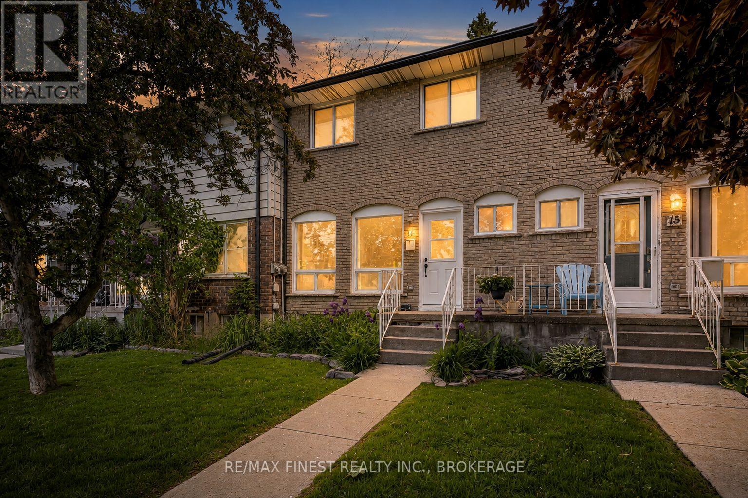 #14 30 ADDINGTON STREET - 1