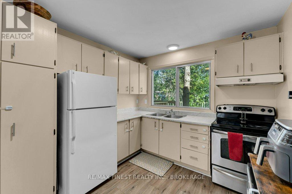 #14 30 ADDINGTON STREET - 14
