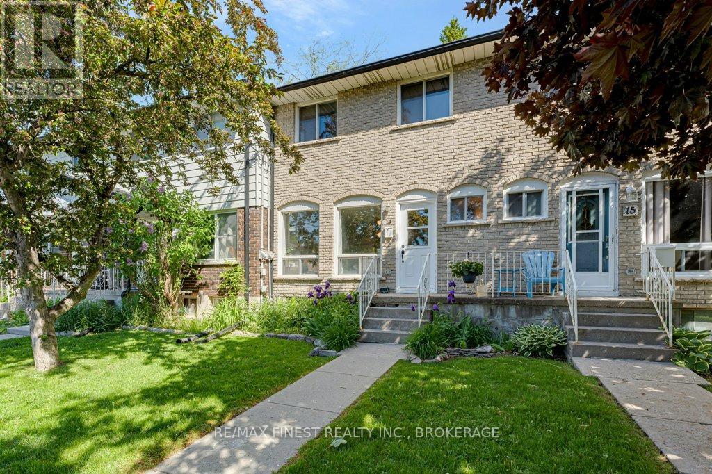 #14 30 ADDINGTON STREET - 3