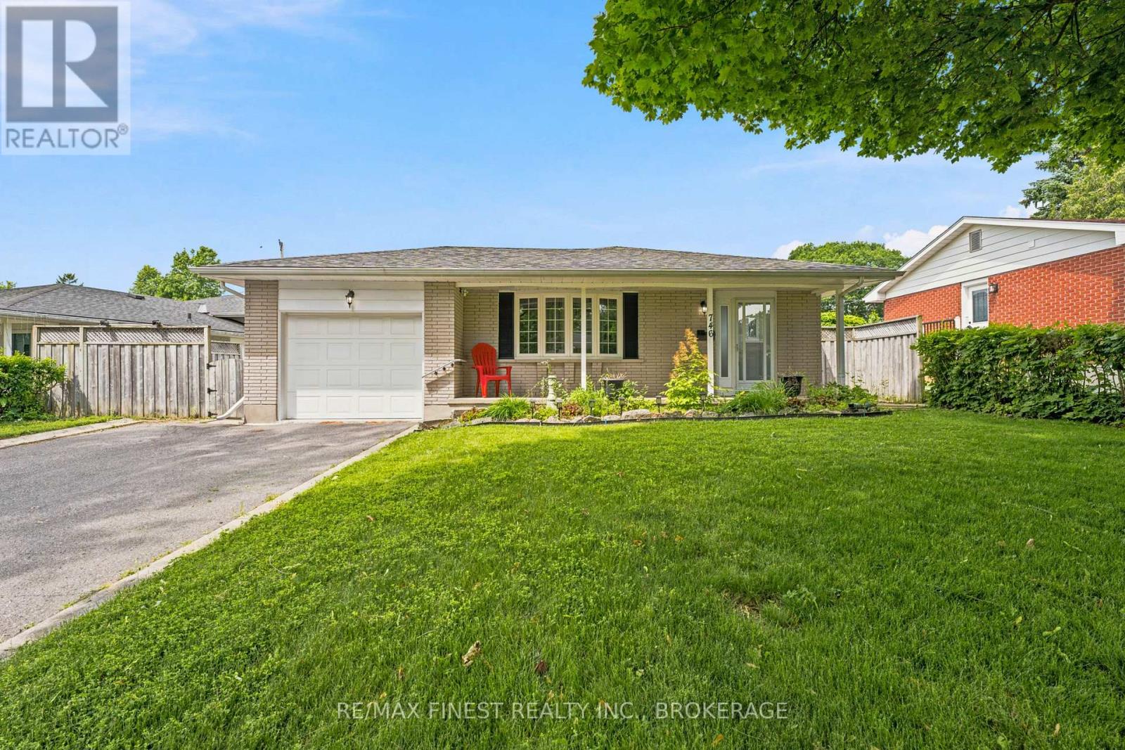 746 LAIDLAW CRESCENT, Kingston — photo 2