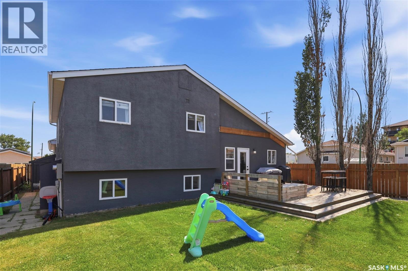 201 1st AVENUE N - 34