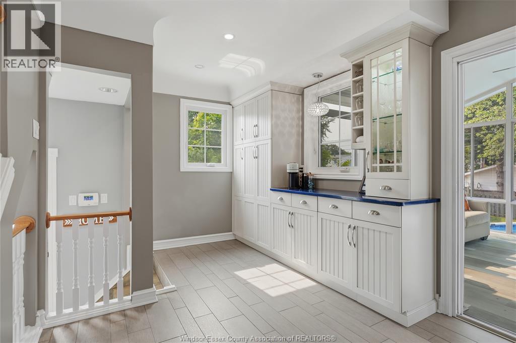 260 LAURIER - 14