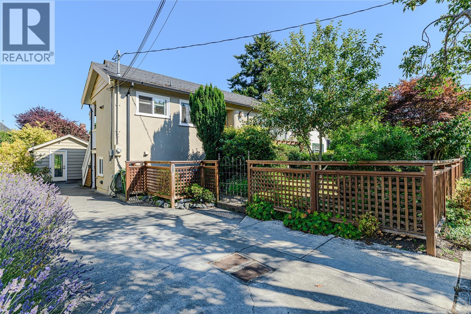 129 Moss St - Image 43