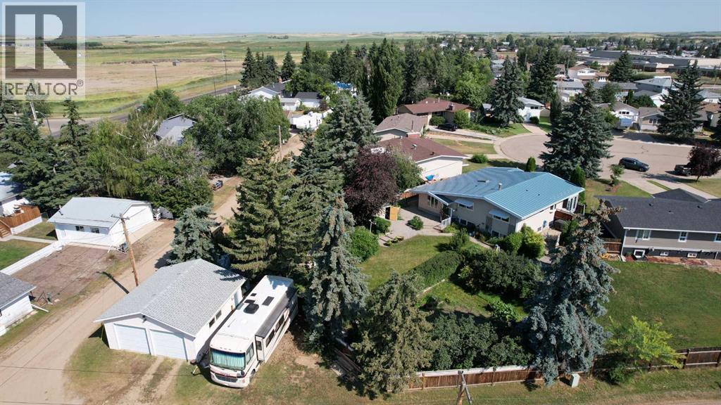 611 6 Avenue W - Image 47