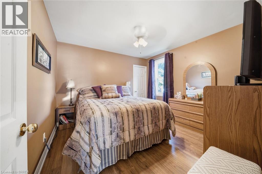 37 HILL Avenue - Image 21