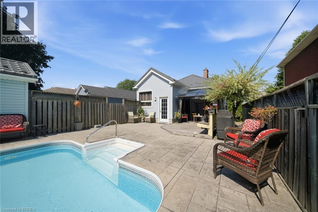 37 HILL Avenue - Image 34