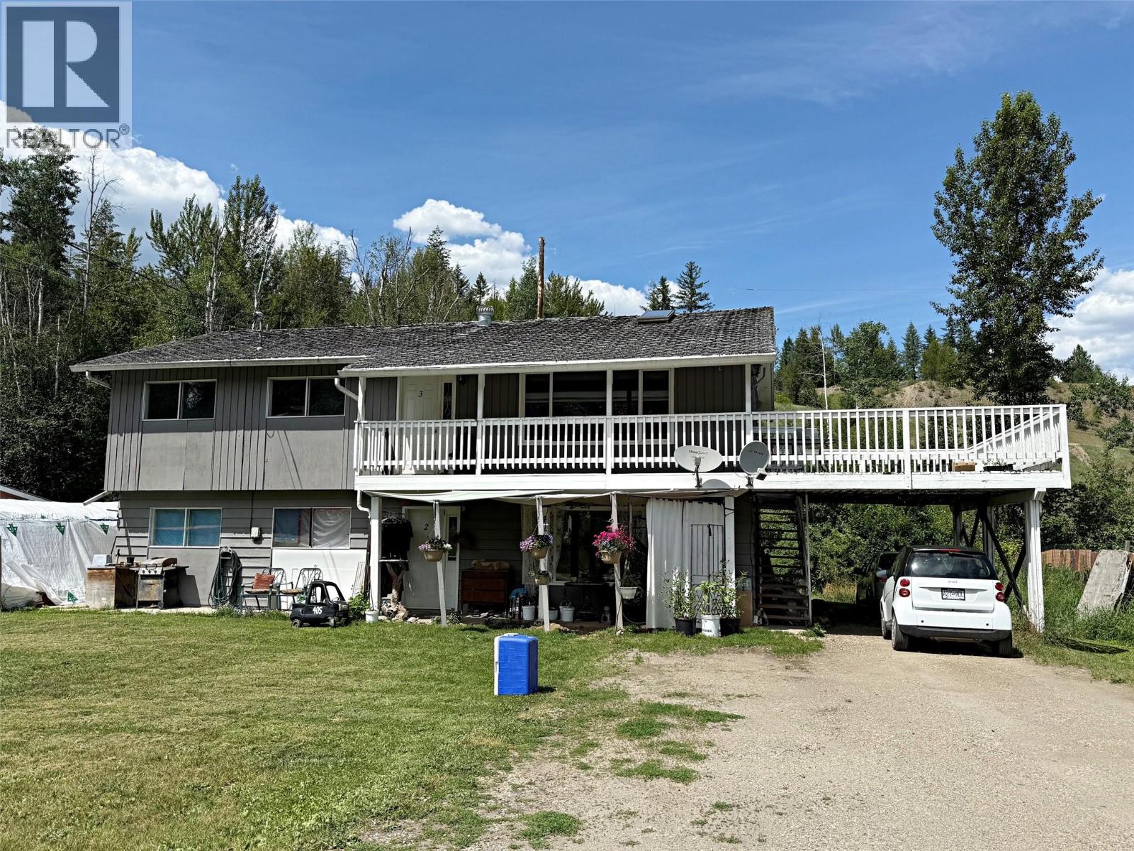 405 DESFOSSES Road