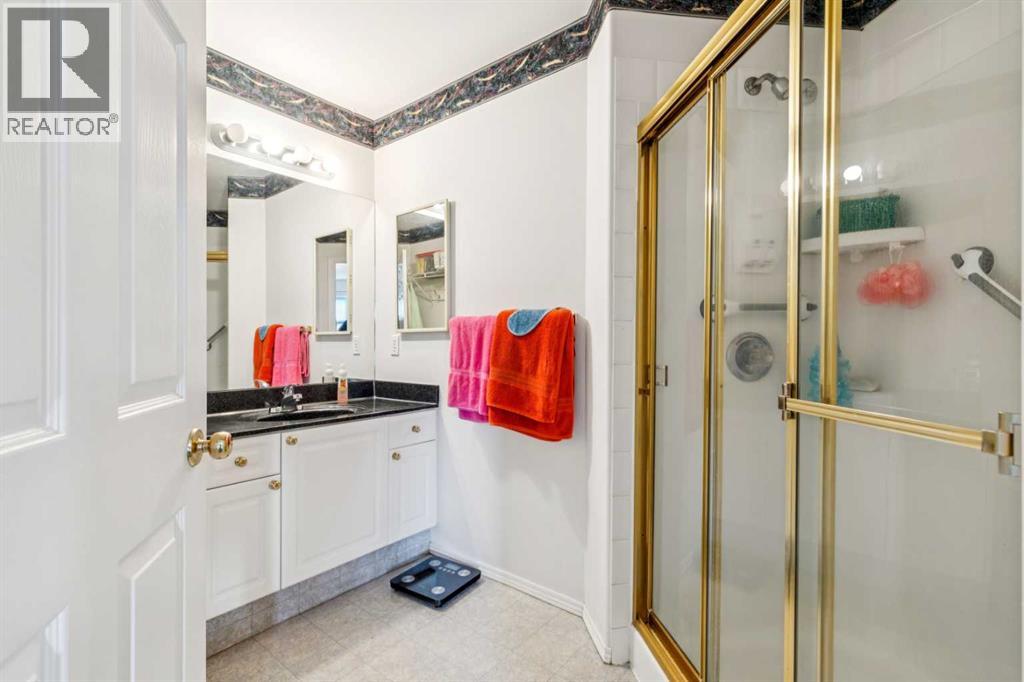 23 Sierra Nevada Close SW - 20