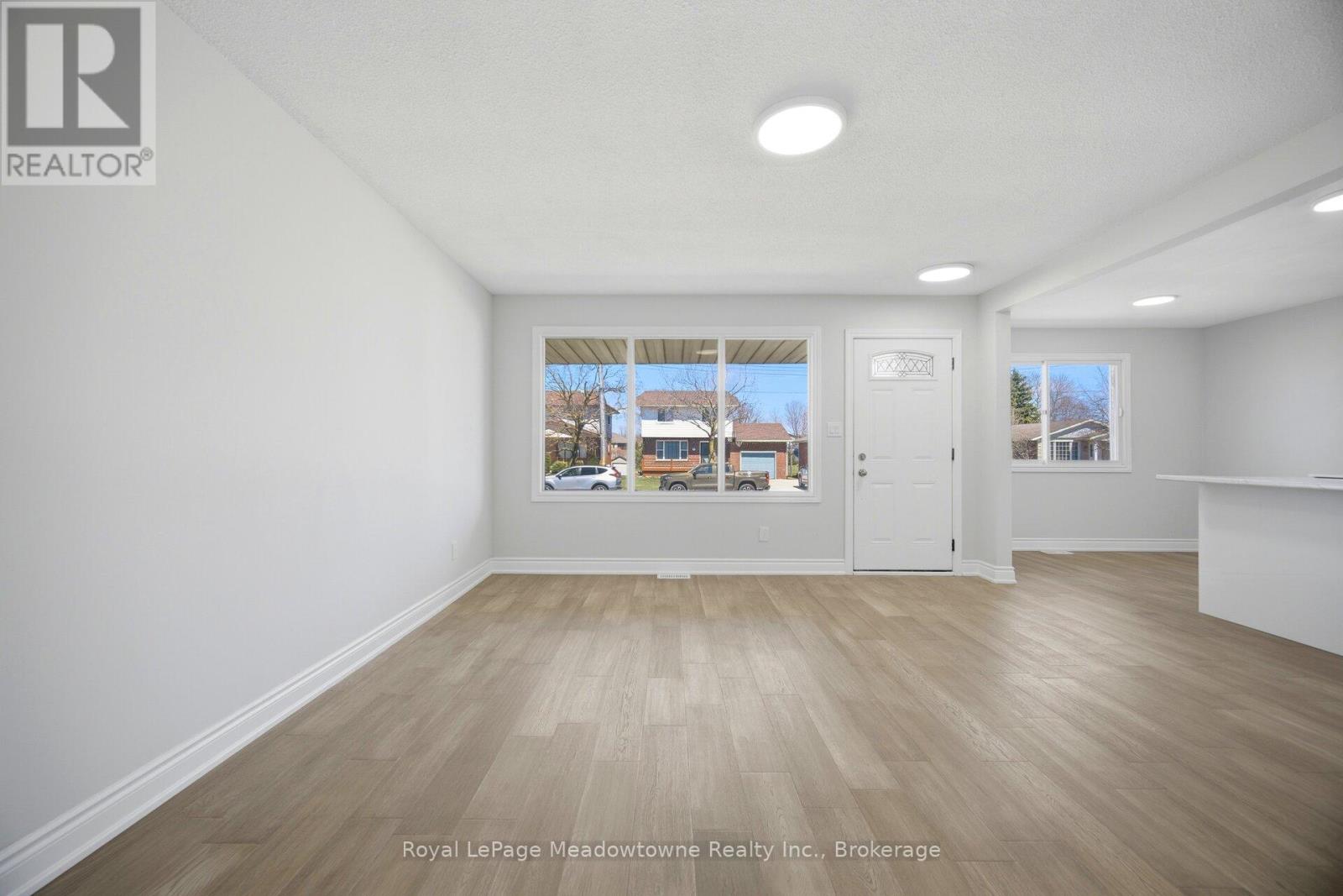 680 RAGLAN STREET - Image 9