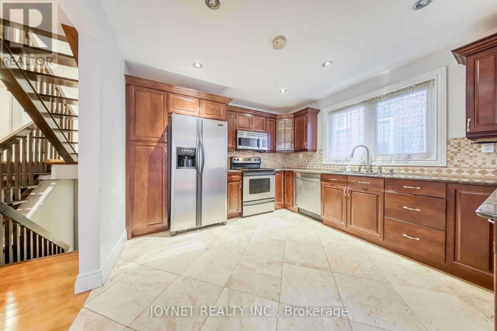18 BRUCE FARM DRIVE - Image 14
