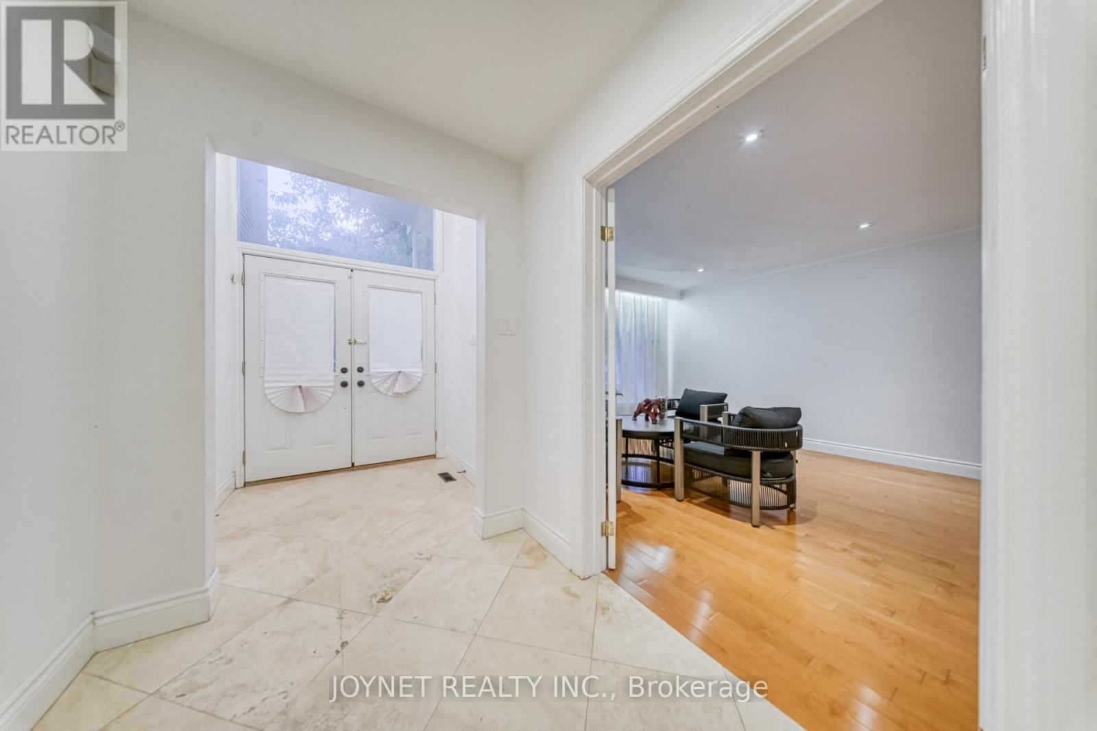 18 BRUCE FARM DRIVE - Image 3