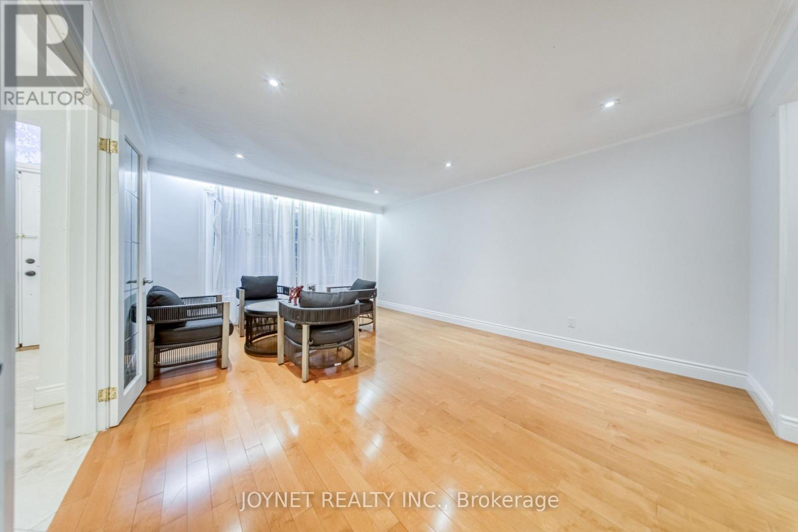 18 BRUCE FARM DRIVE - Image 5