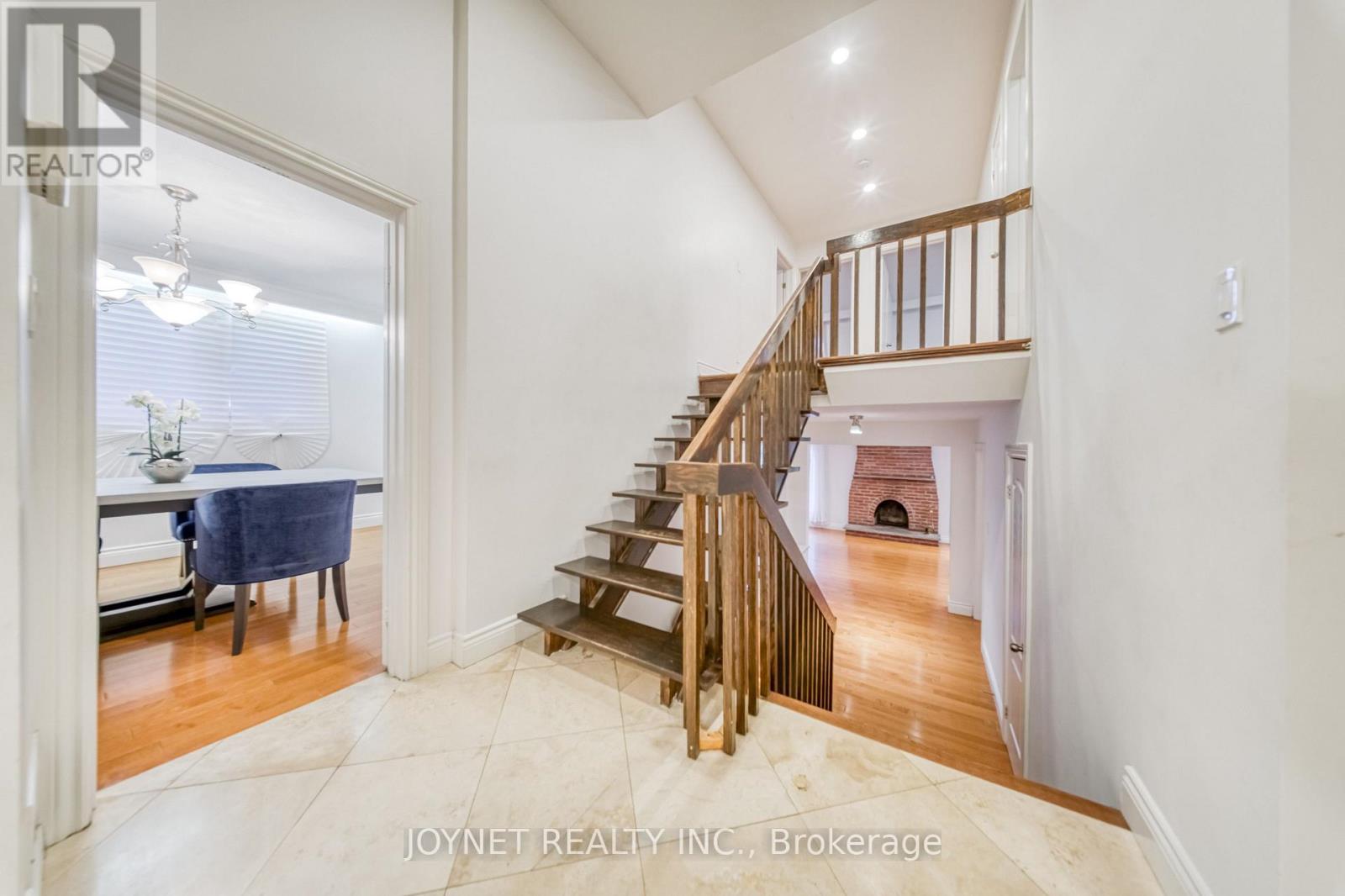 18 BRUCE FARM DRIVE - Image 9