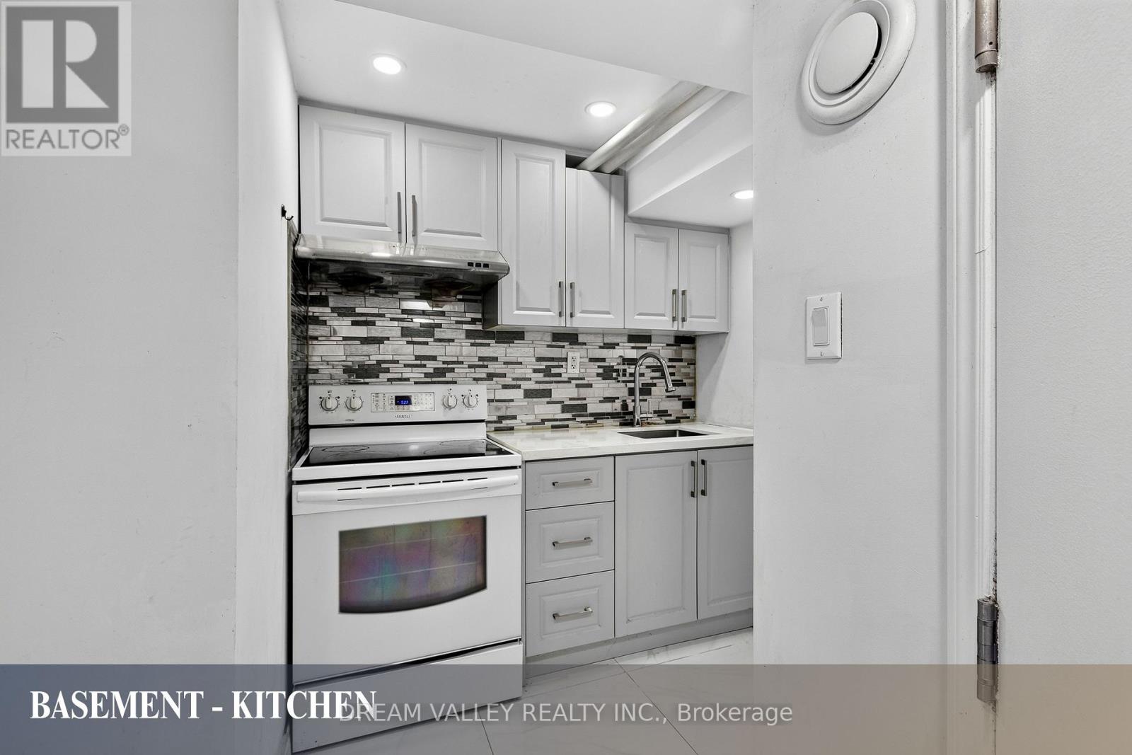 51 SLOLEY ROAD - Image 32
