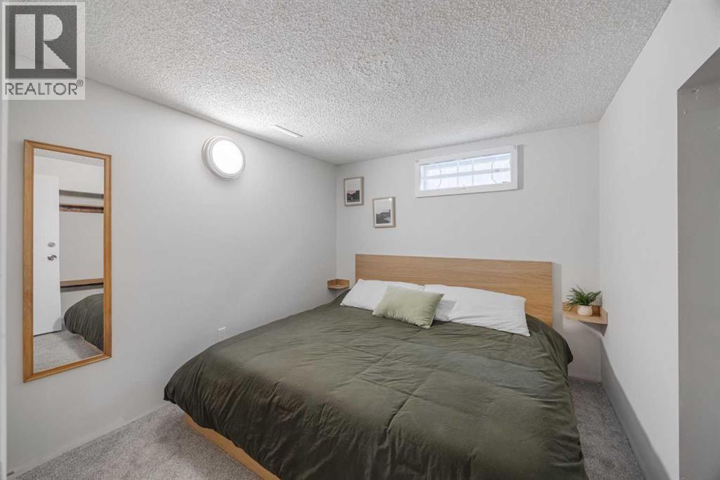 60 Fairview Crescent SE - 19
