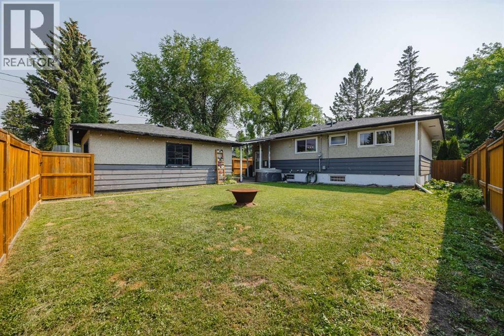 60 Fairview Crescent SE - 26