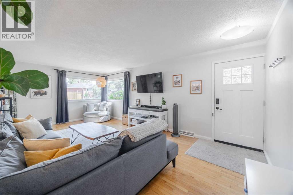 60 Fairview Crescent SE - 6