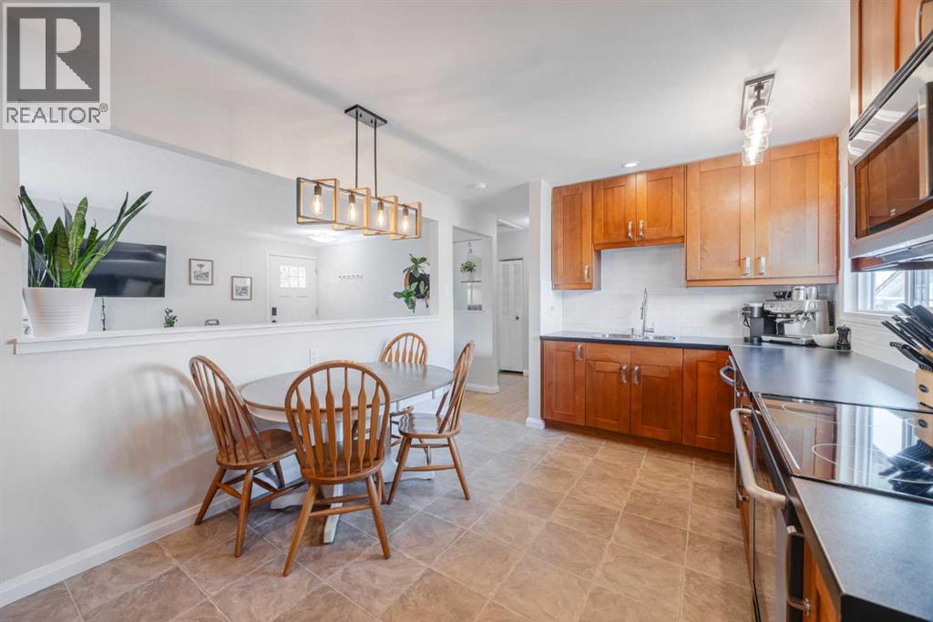 60 Fairview Crescent SE - 9