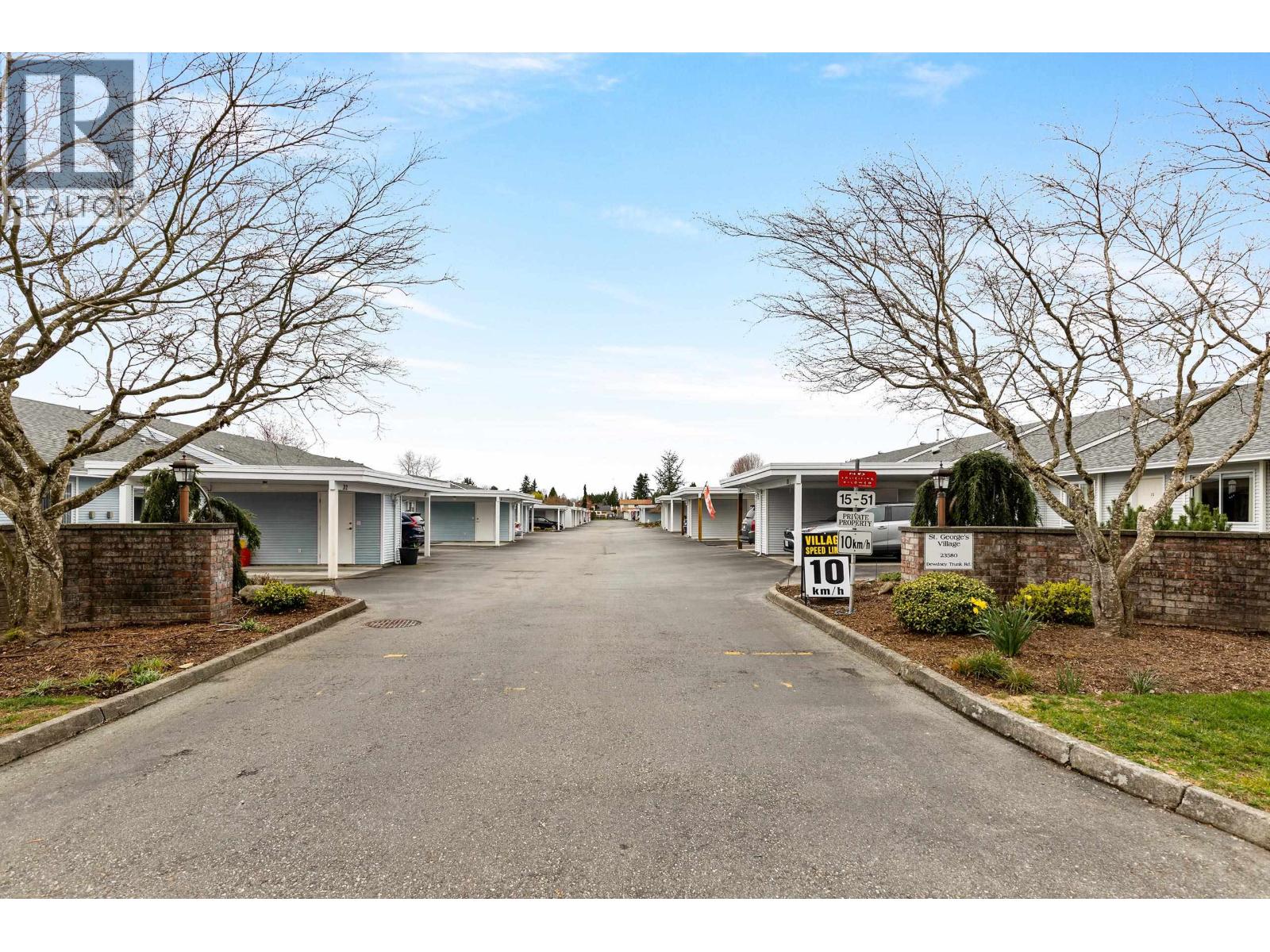 39 23580 DEWDNEY TRUNK ROAD, Maple Ridge