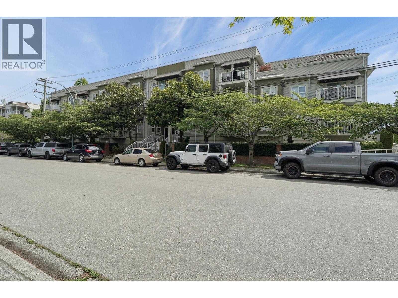 #308-4728 53 Street, Delta