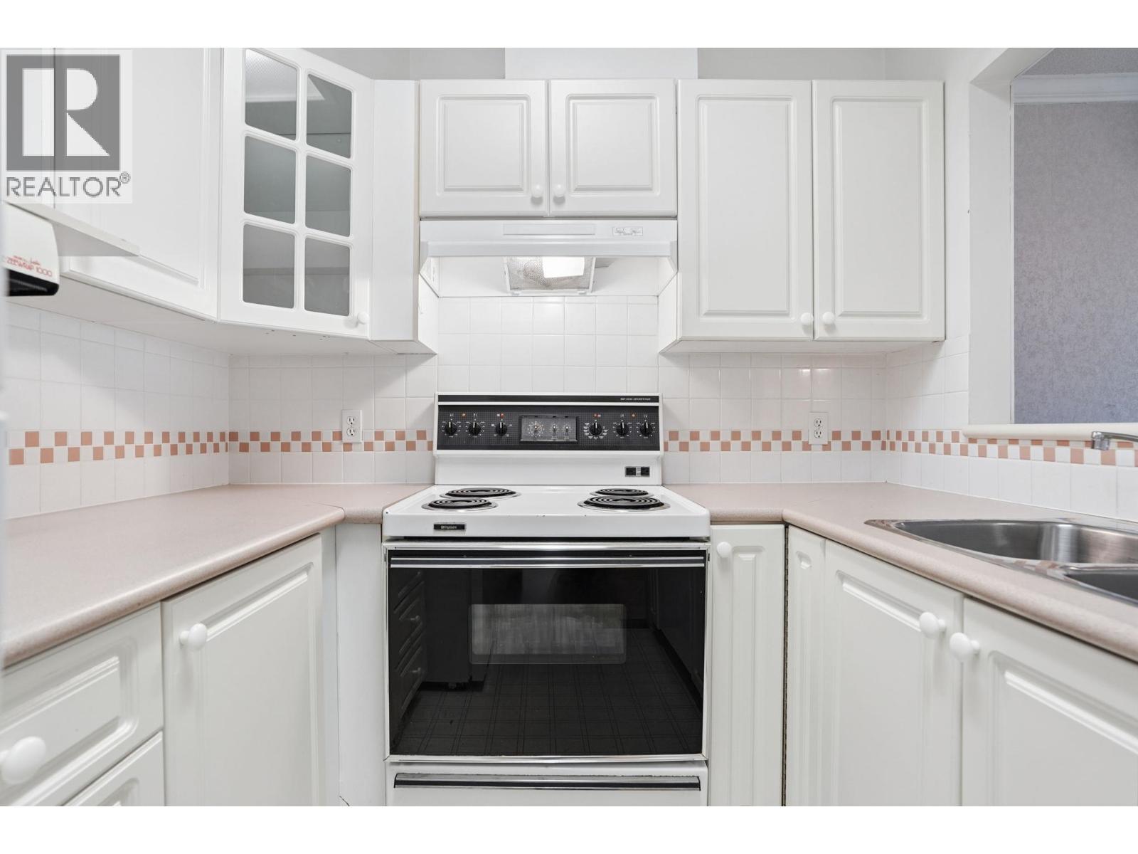 #308-4728 53 Street, Delta