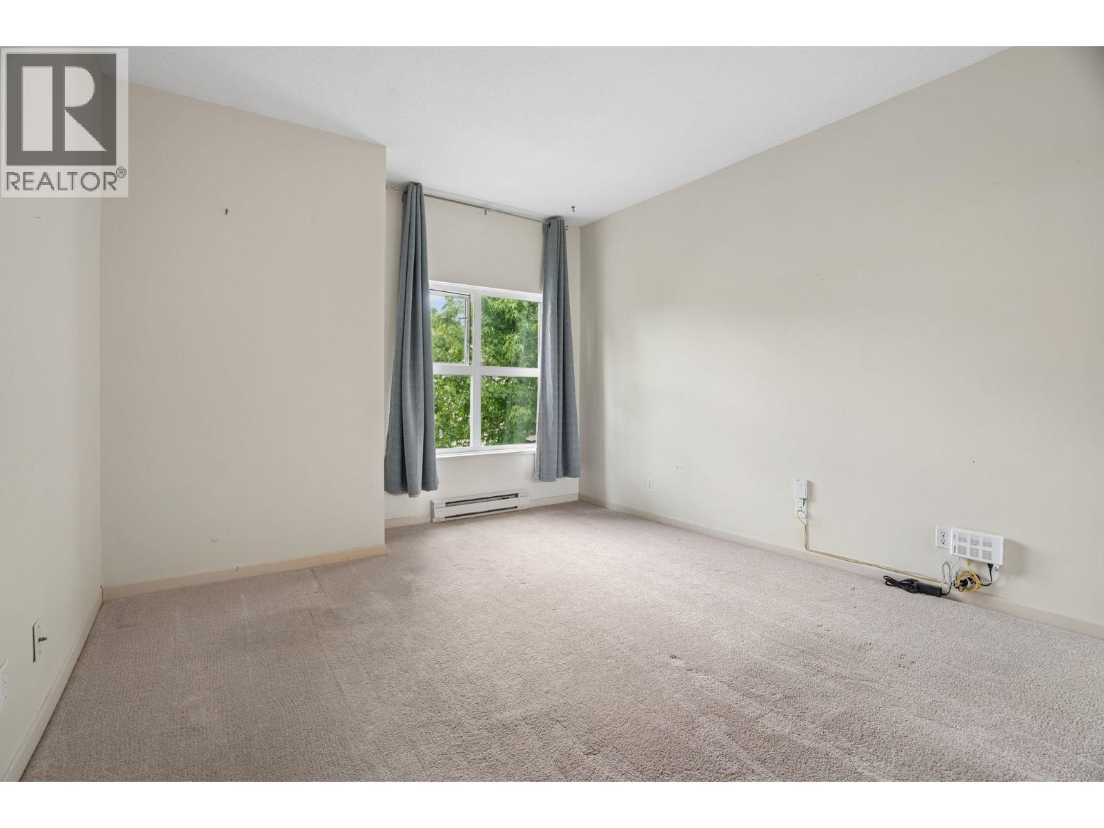 #308-4728 53 Street, Delta
