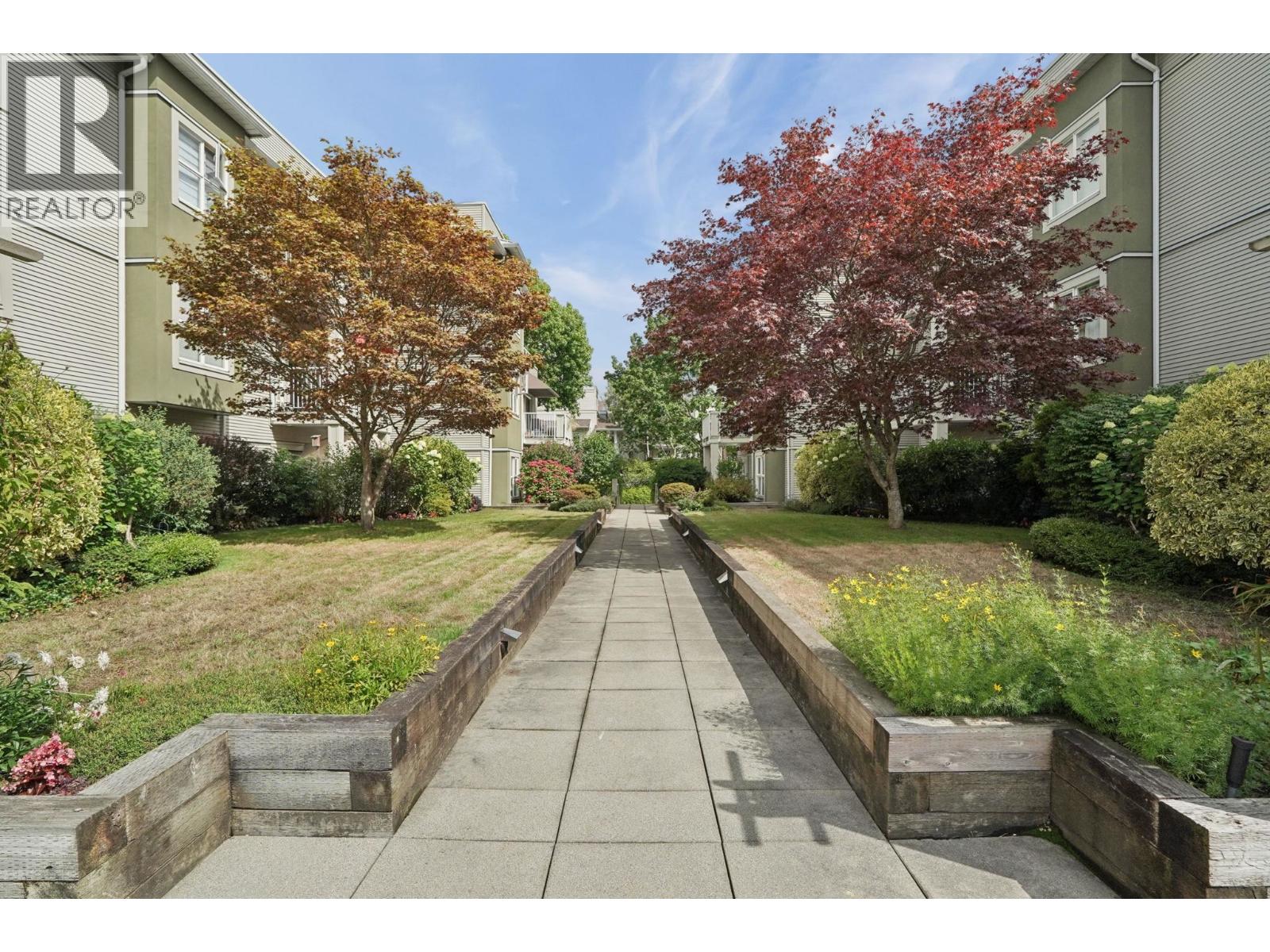 #308-4728 53 Street, Delta