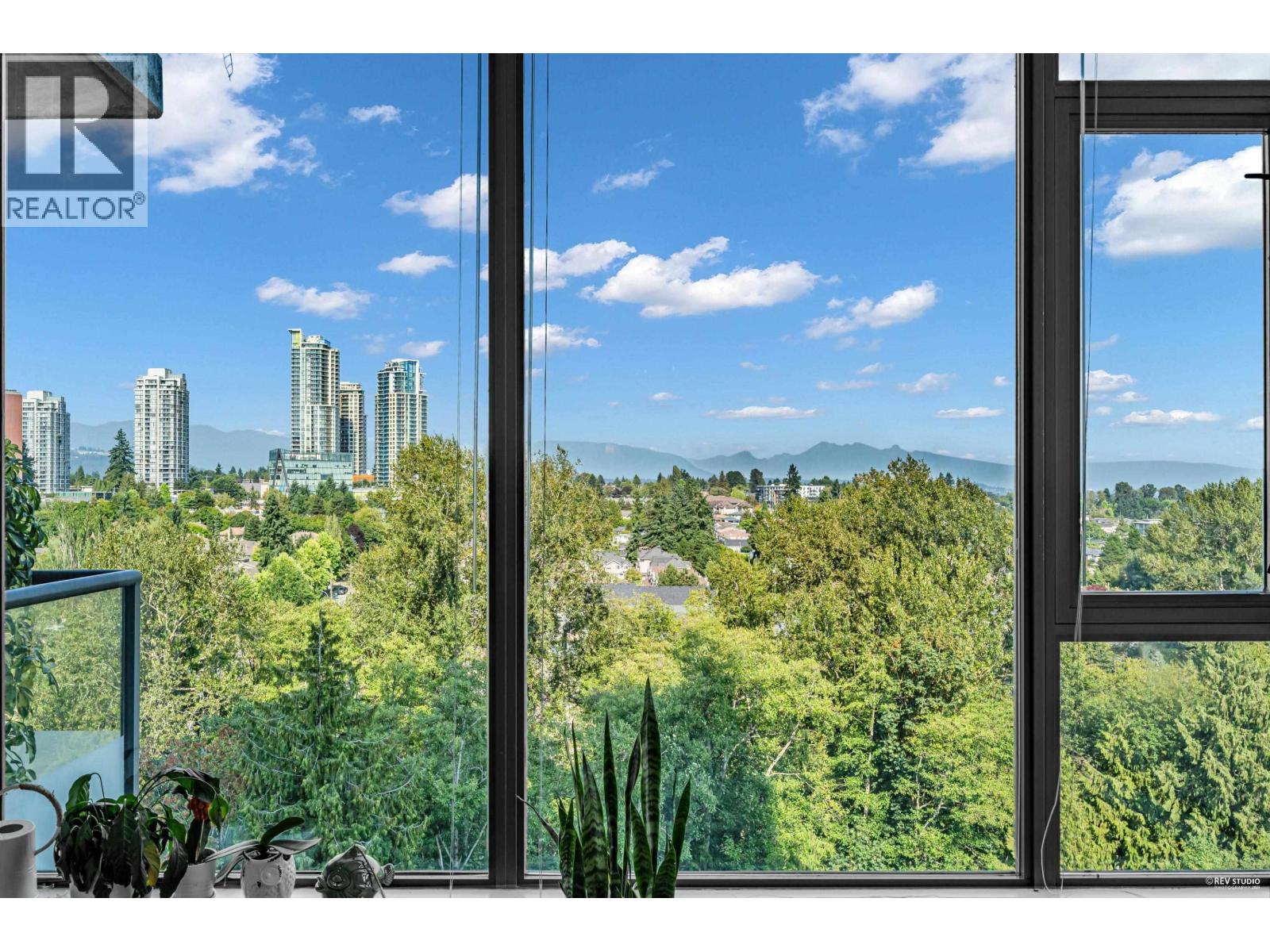 1606 7088 18TH AVENUE, Burnaby