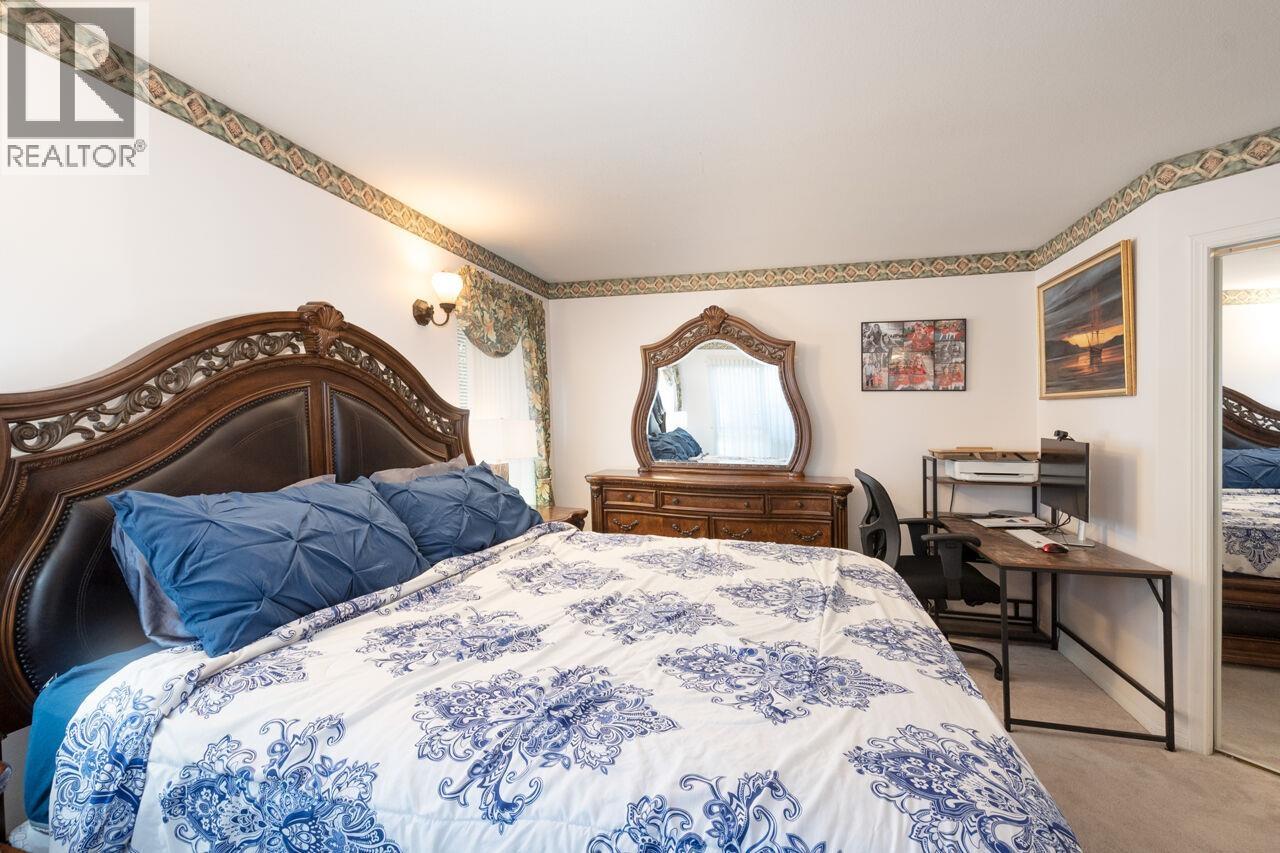 #112-4955 RIVER Road, Delta